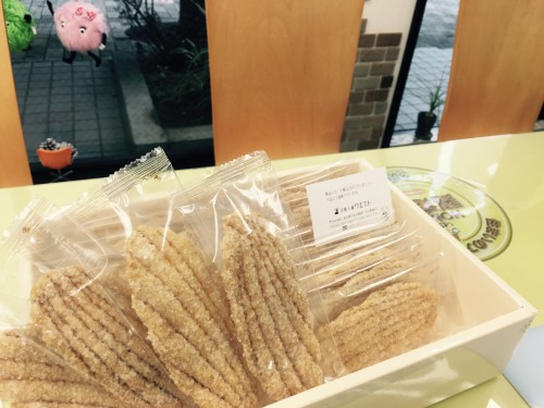 160919M様頂きもの リーフパイ