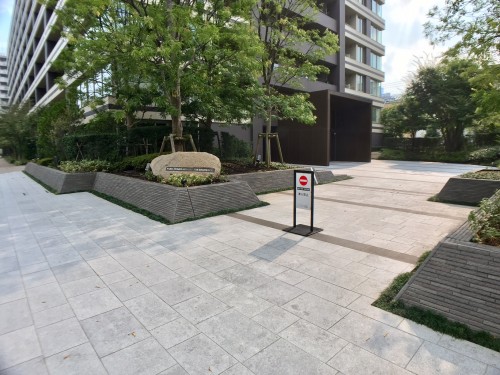 外観アプローチ42